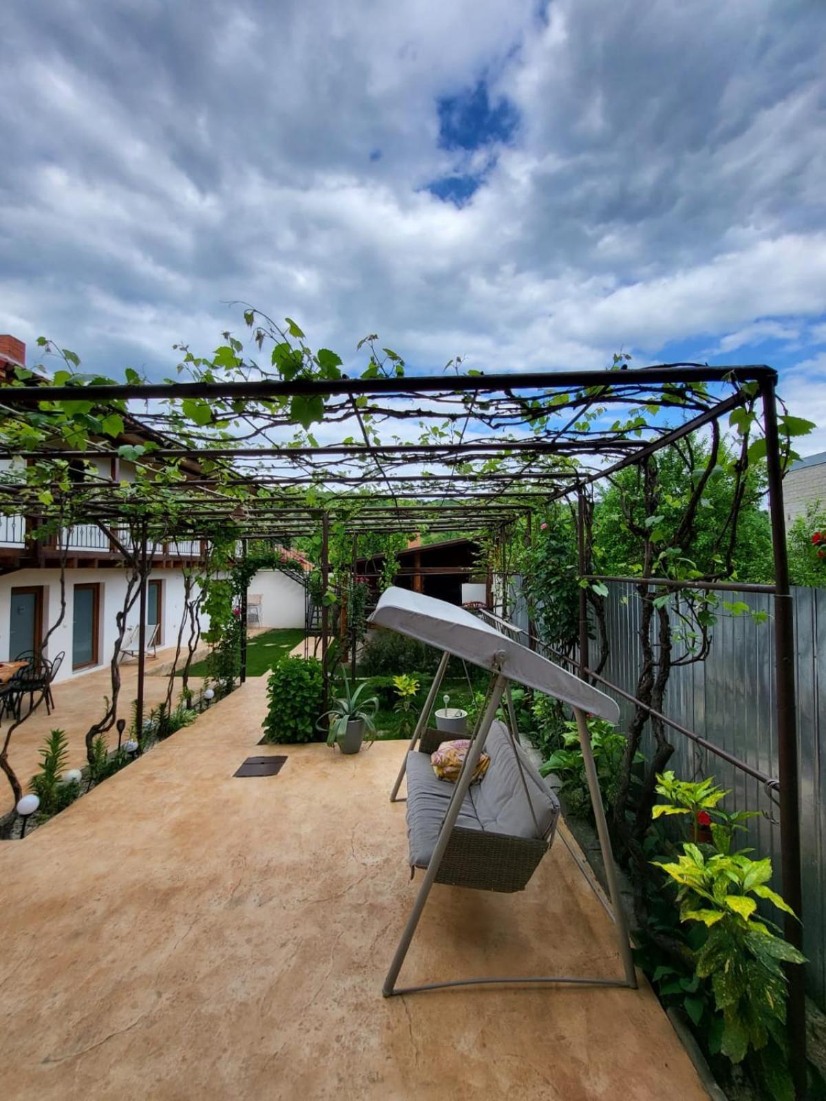 Casa Din Sat Hotel Ieşelniţa Exterior foto
